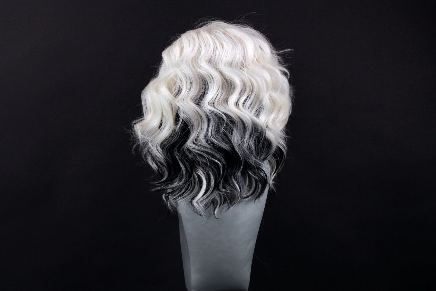 Elle- Black Low-lighted Platinum Ice