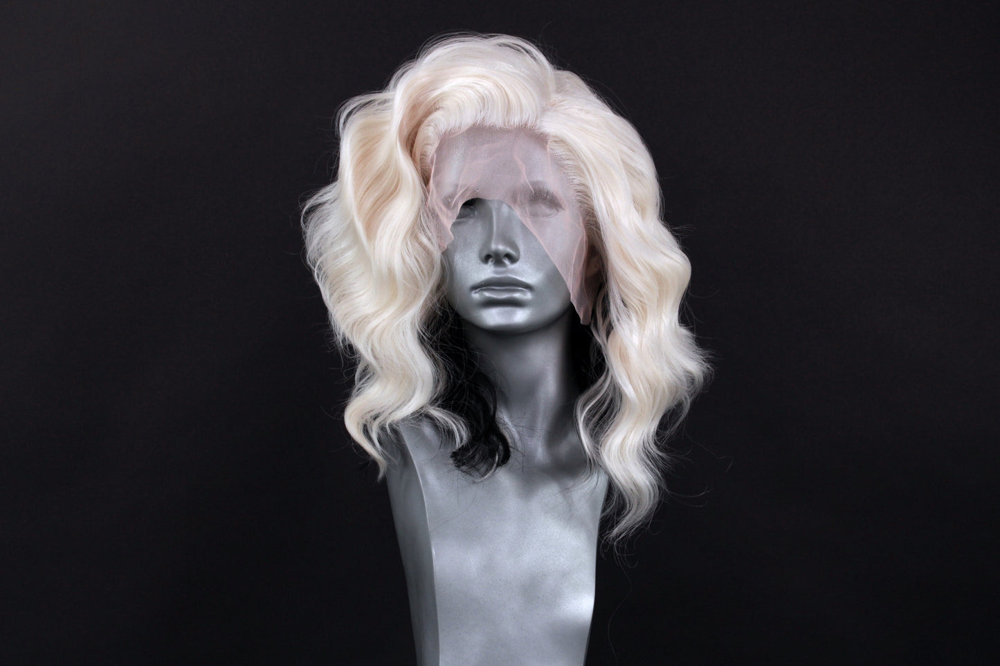 Elle- Black Low-lighted Platinum Ice