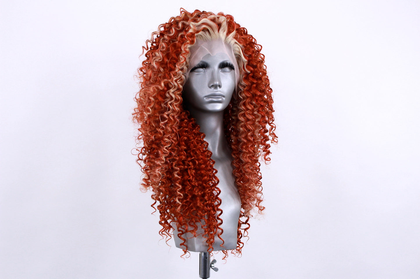 Mae- Ginger Spice