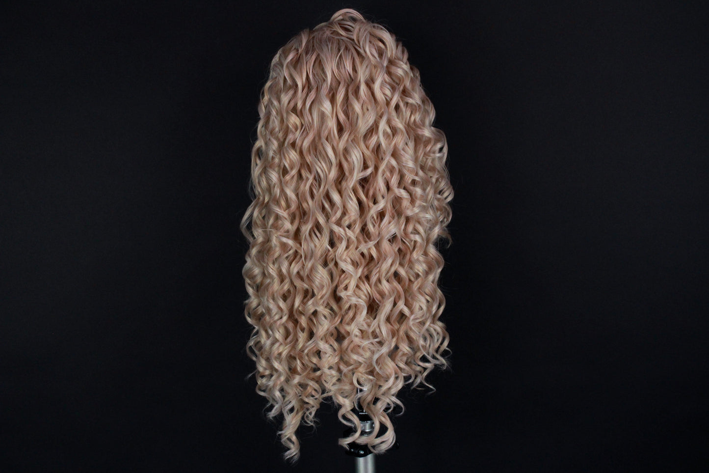 Isla- Frosted Peach